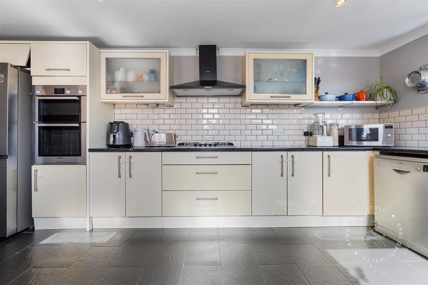 Gelligaer Street, Hern Crabtree (20).jpg