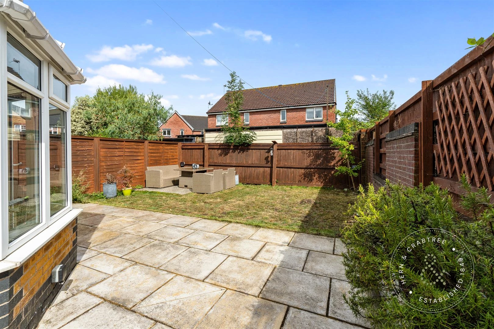 Halifax Close, Hern Crabree (2).jpg
