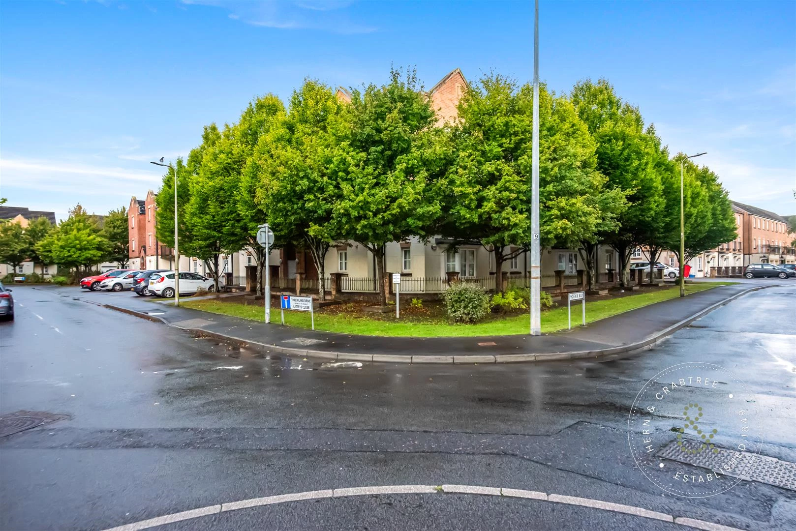 Threipland-Drive-24.jpg