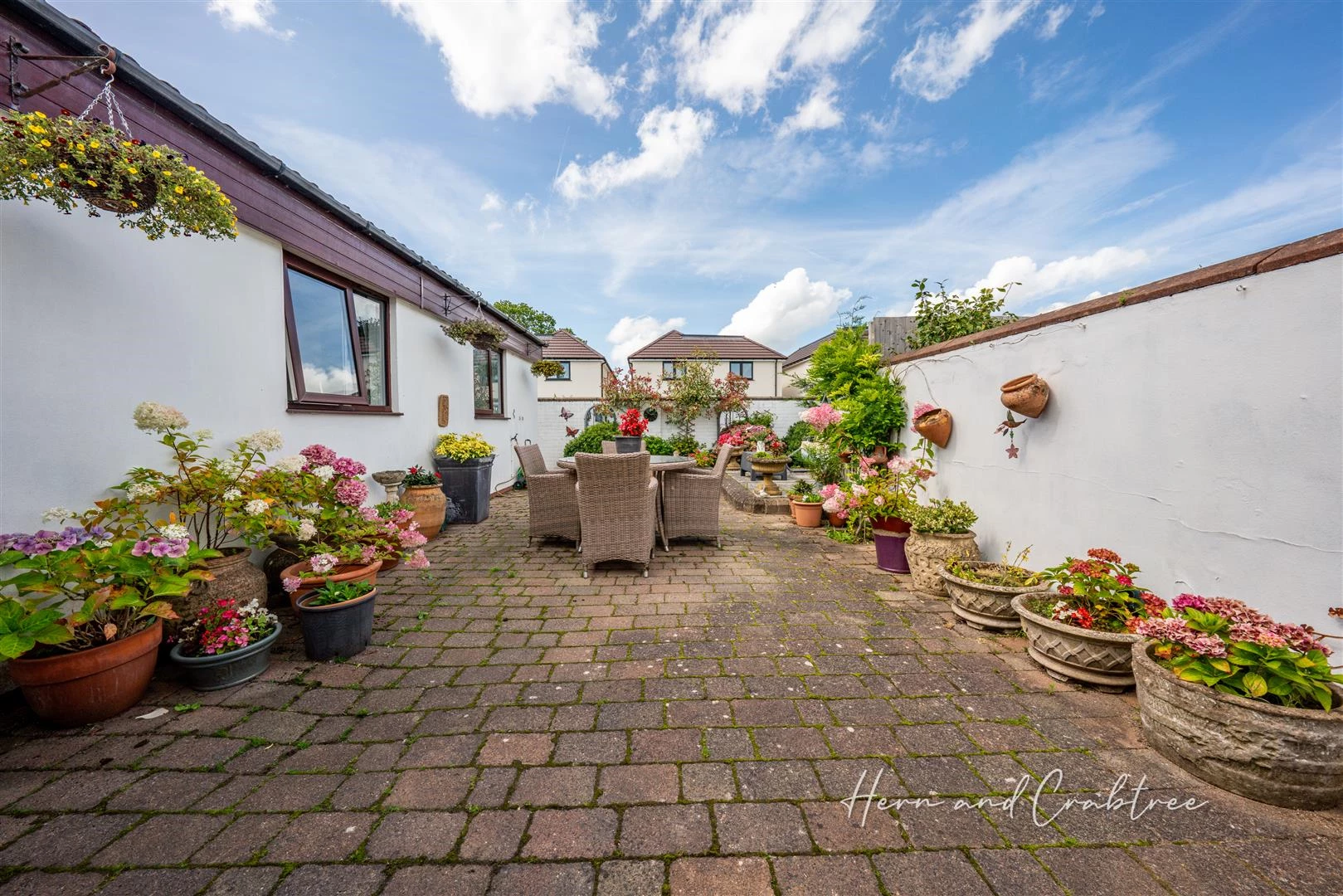 Wellfield Court, Marshfield, HernCrabtree (32).jpg