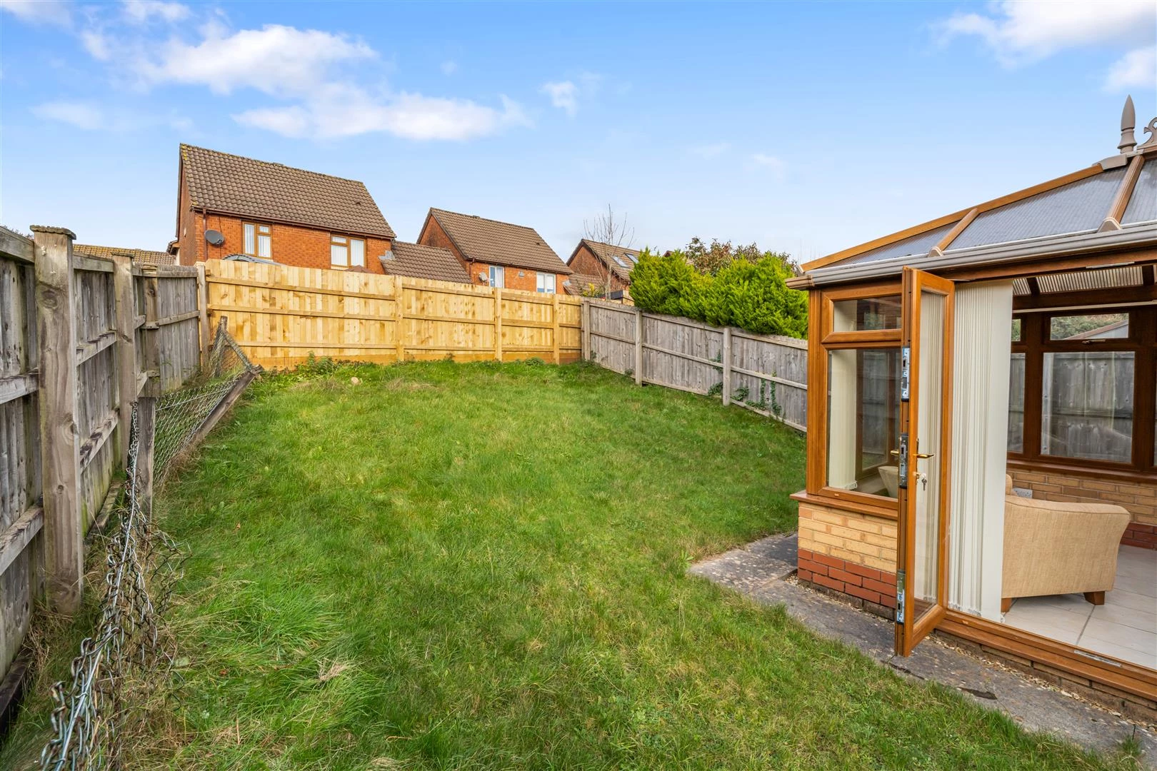 Single Clos Y Fran (1).jpg