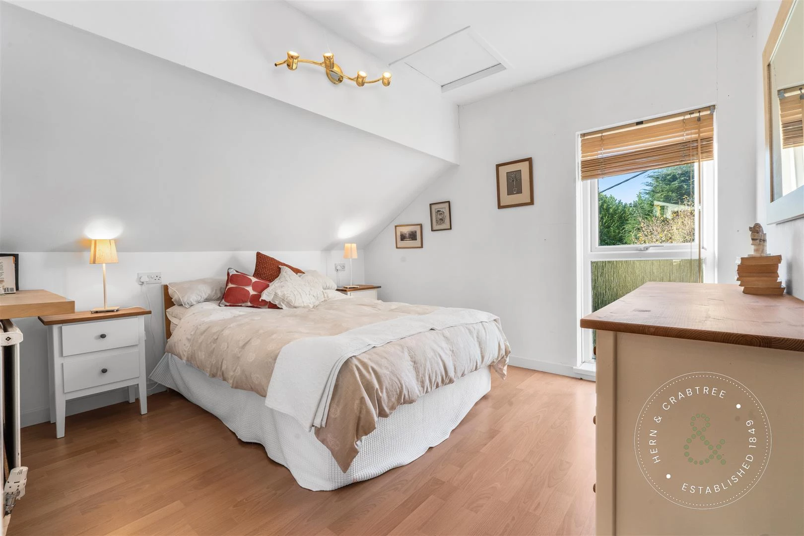 Int, Machen, (1).jpg