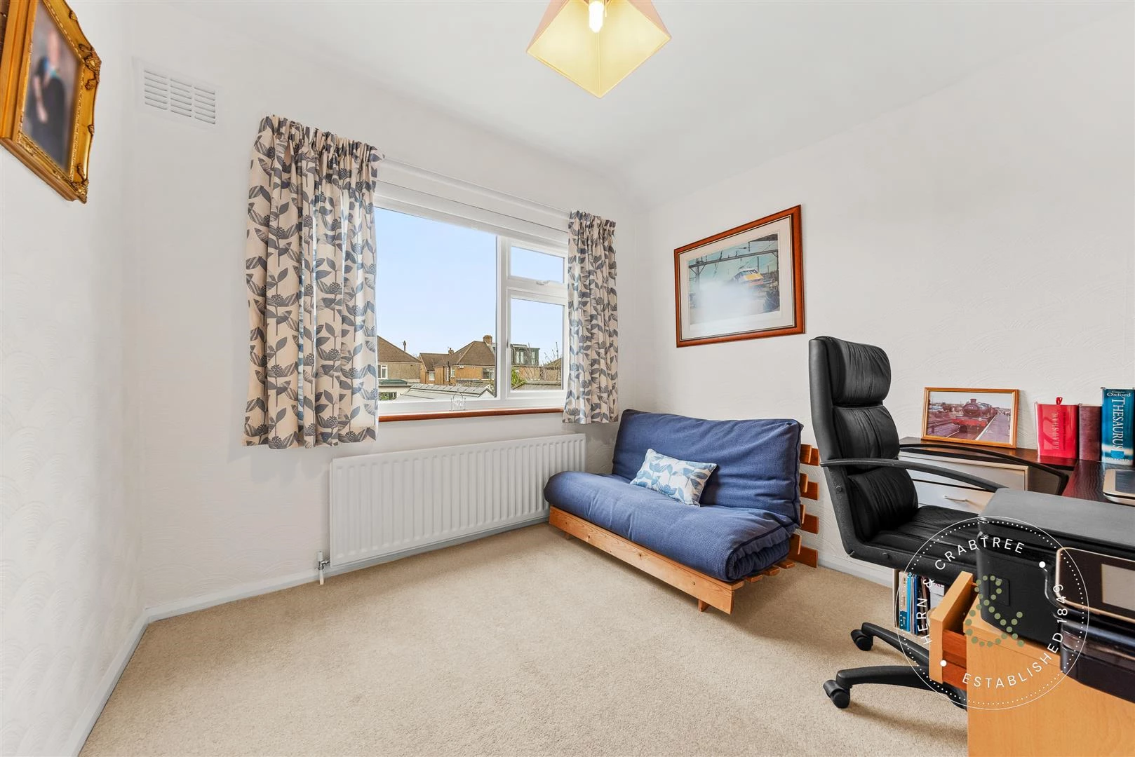 St-Isan-Road-07 blur.jpg