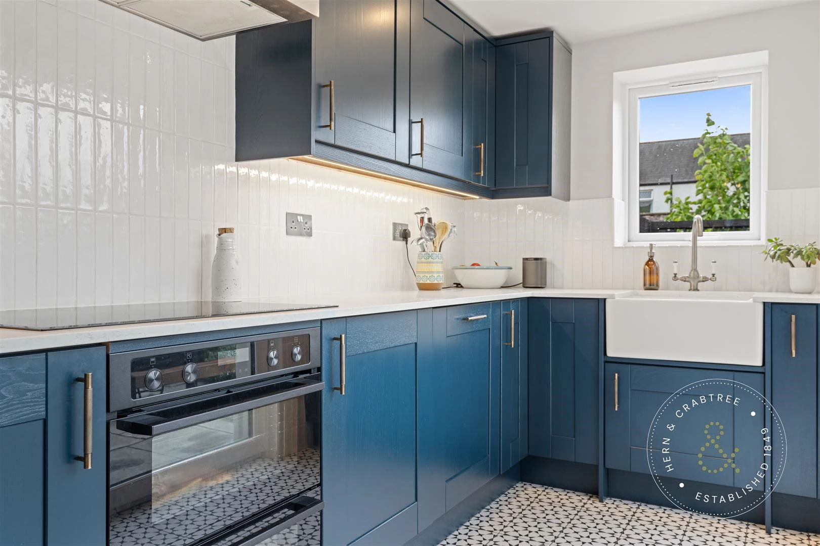 Toftingall Ave, Hern Crabtree (5).jpg