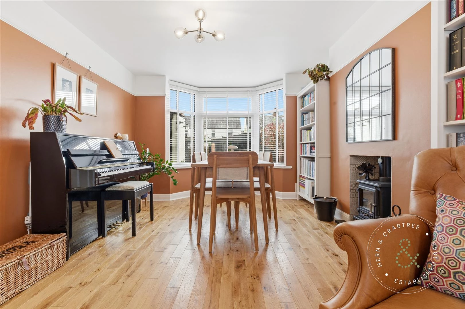 Hern and Crabtree-720.jpg