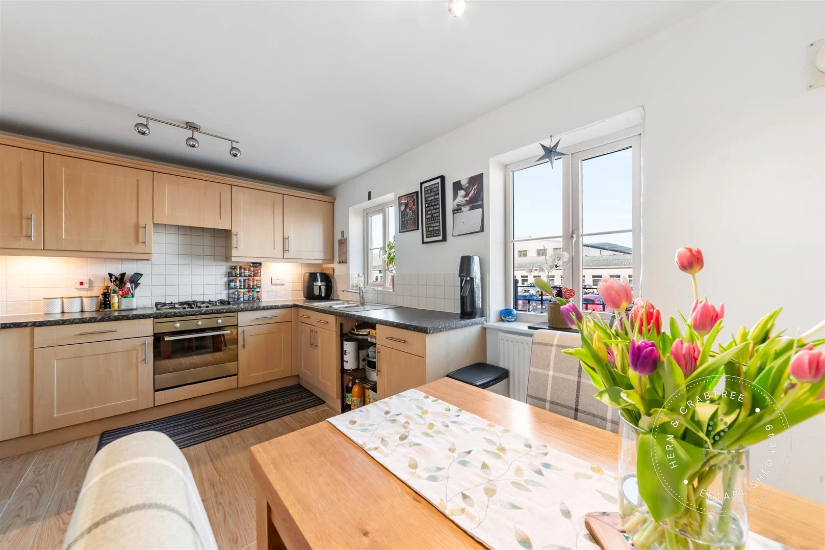 Heol Dewi Sant, Heath (25).jpg