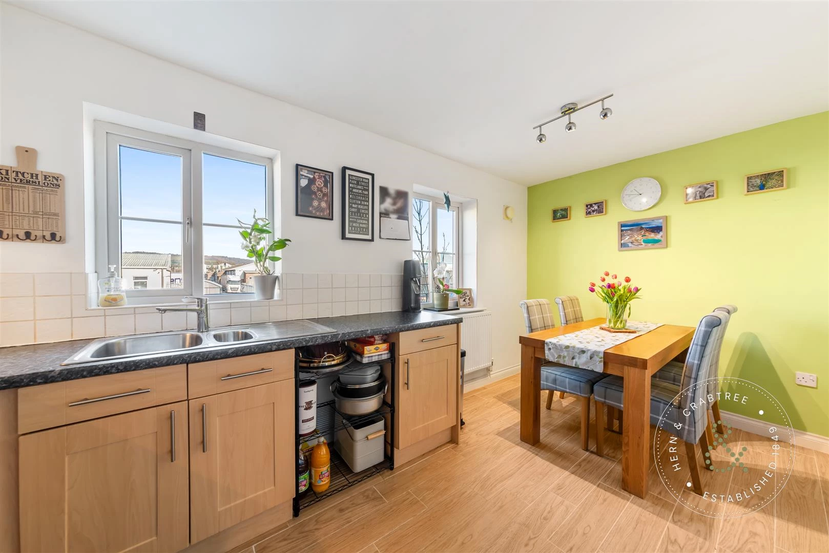 Heol Dewi Sant, Heath (35).jpg