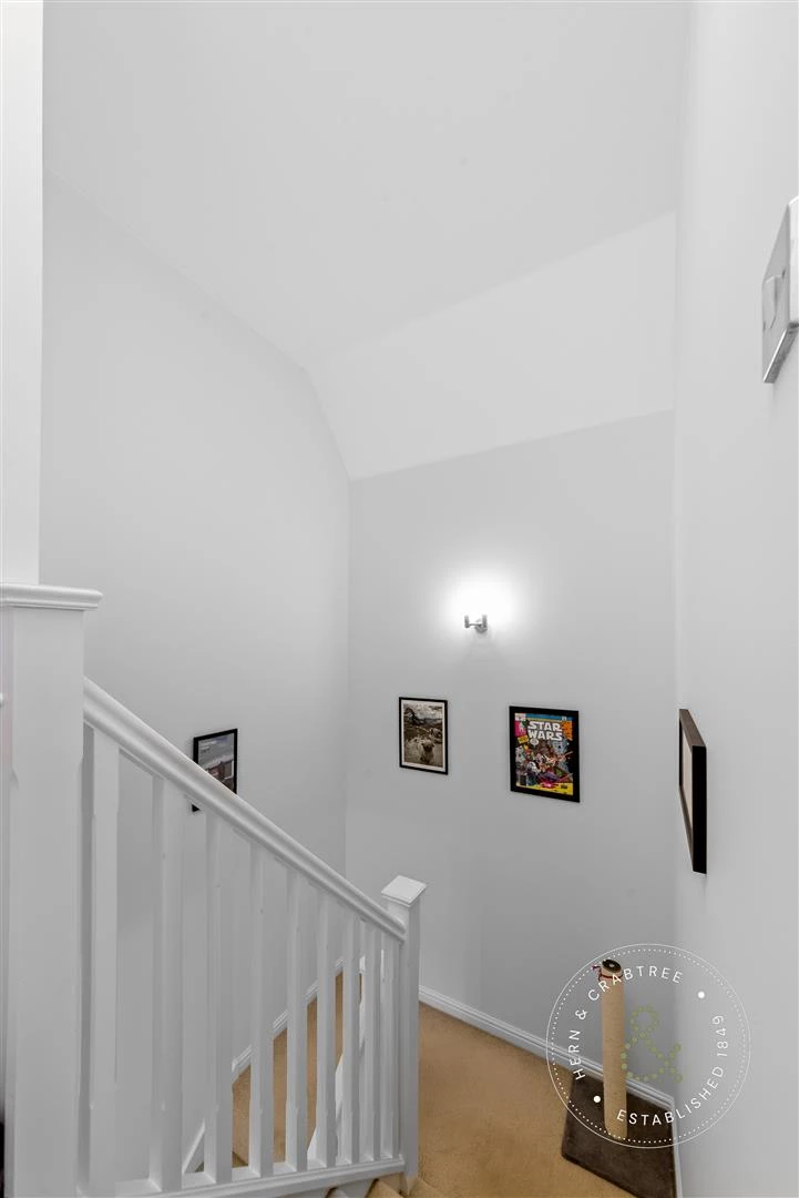 ashbourn-way-06.jpg