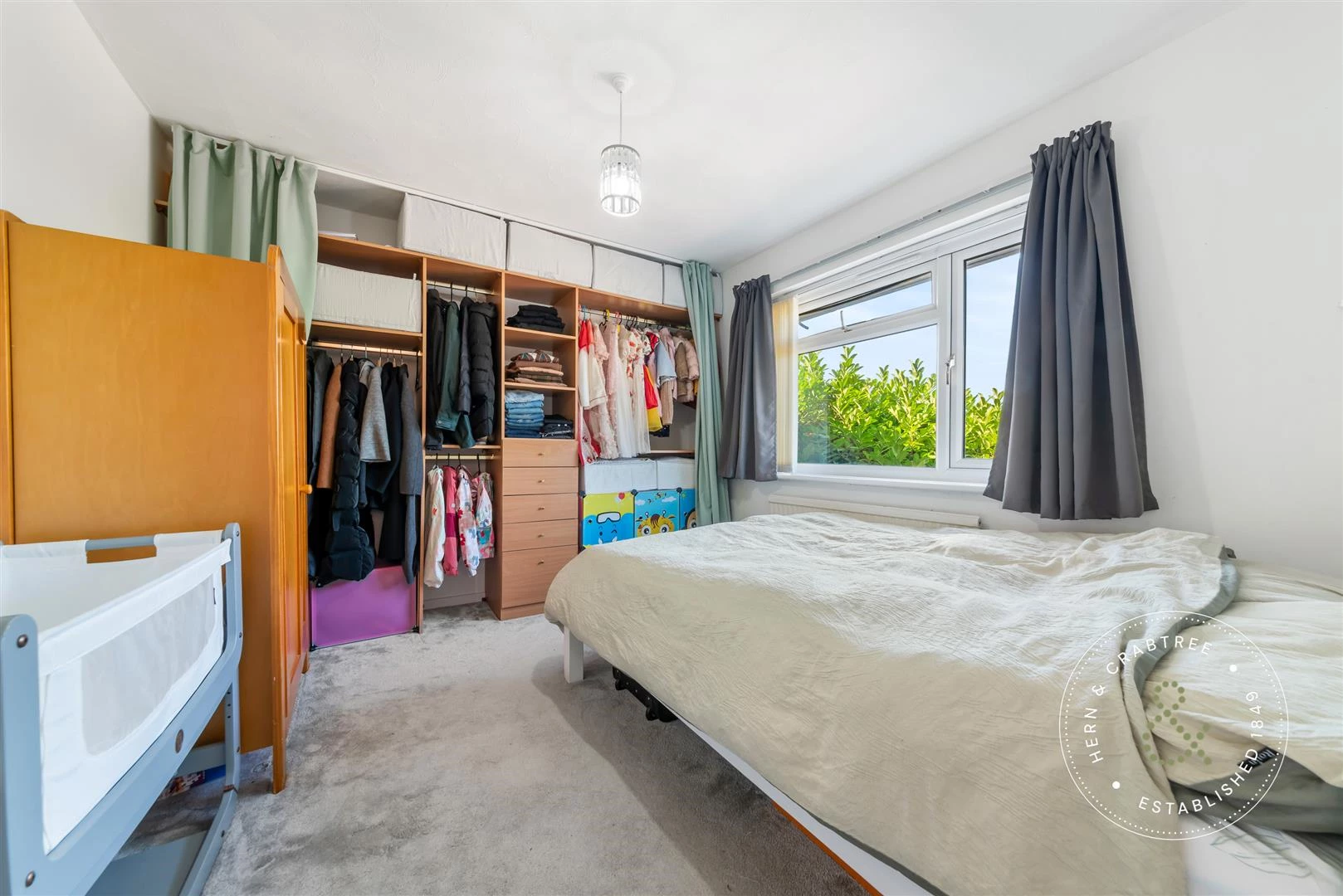 Woolaston-Avenue-01.jpg