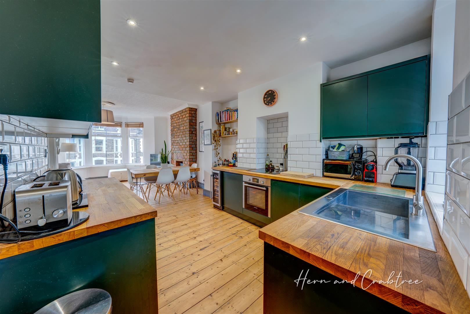 Property For Sale Kings Road, Pontcanna, CF11 1 Bedroom Flat First Floor through Hern