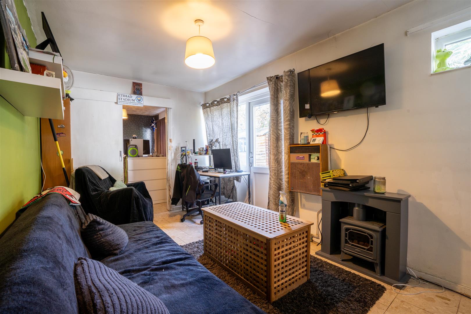 Property For Sale Avondale Crescent, Grangetown, CF11 3 Bedroom House