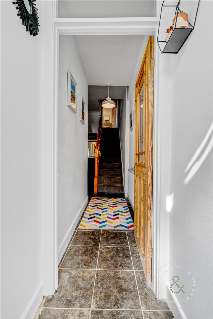 Property For Sale Llanmaes Street, Grangetown, CF11 3 Bedroom House