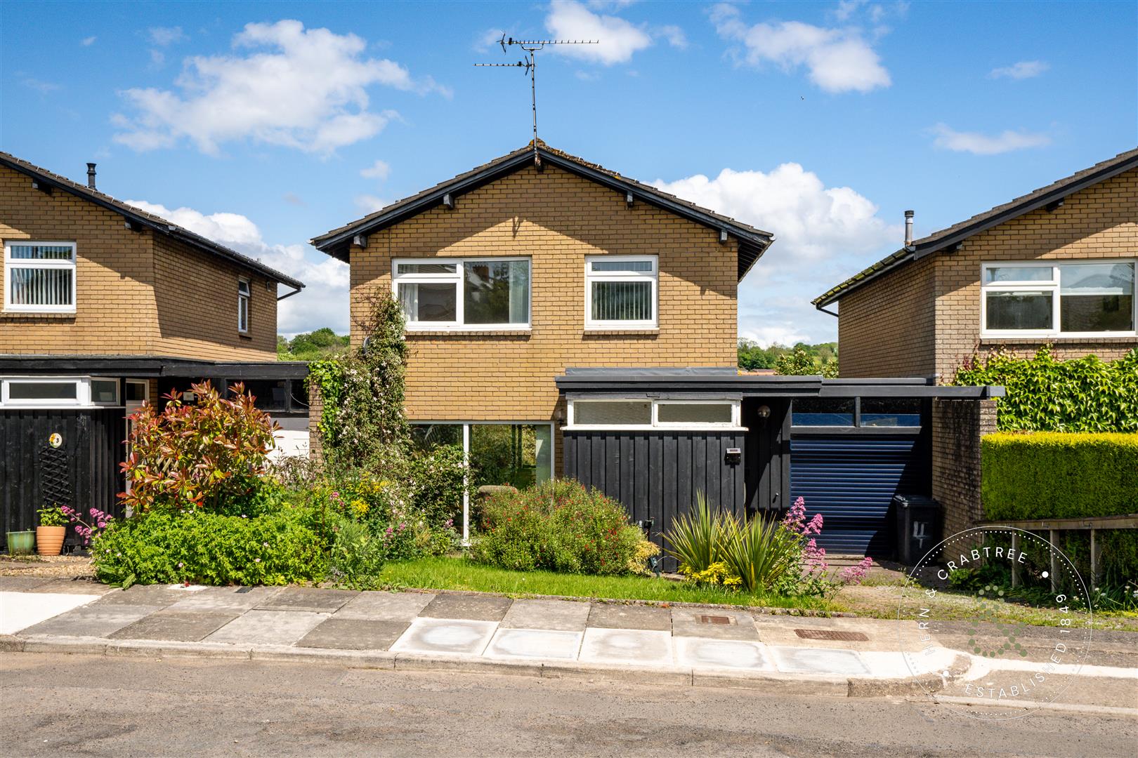 Property For Sale Mill Close, Dinas Powys, CF64 3 Bedroom House