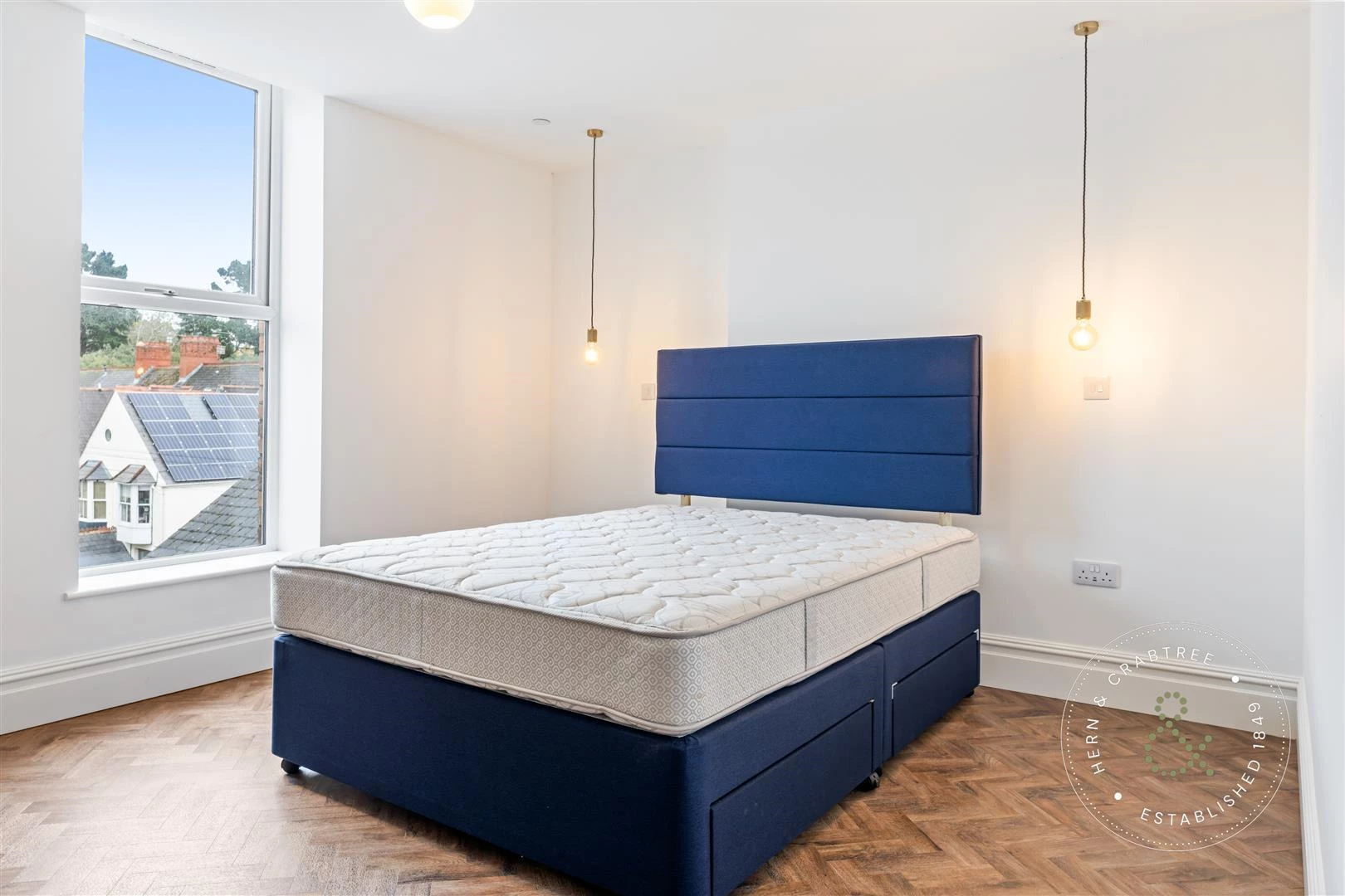 Apartment 6 Bed 1...jpg