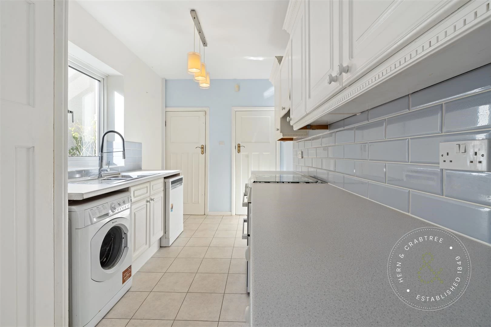 Horse Shoe Dr, Bristol, Hern Crabtree (14).jpg