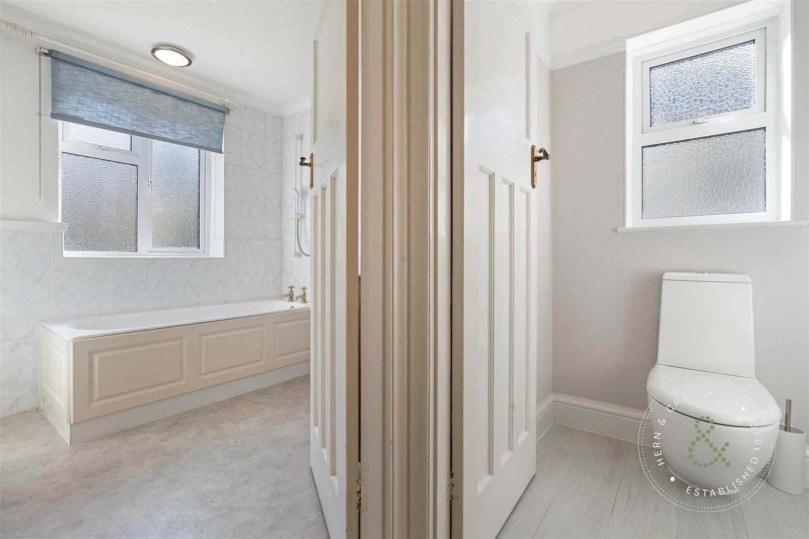 Horse Shoe Dr, Bristol, Hern Crabtree (26).jpg