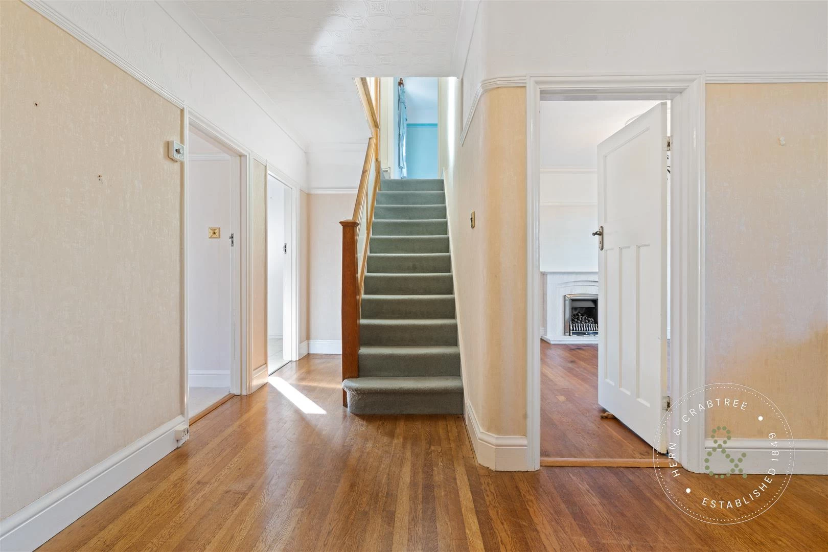 Horse Shoe Dr, Bristol, Hern Crabtree (28).jpg