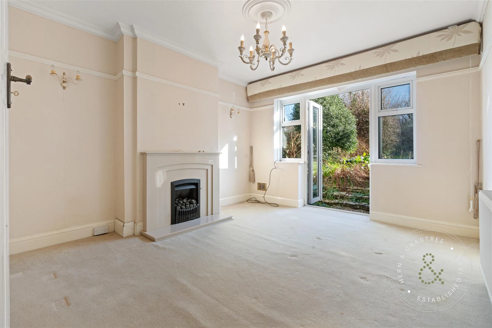 Horse Shoe Dr, Bristol, Hern Crabtree (2).jpg