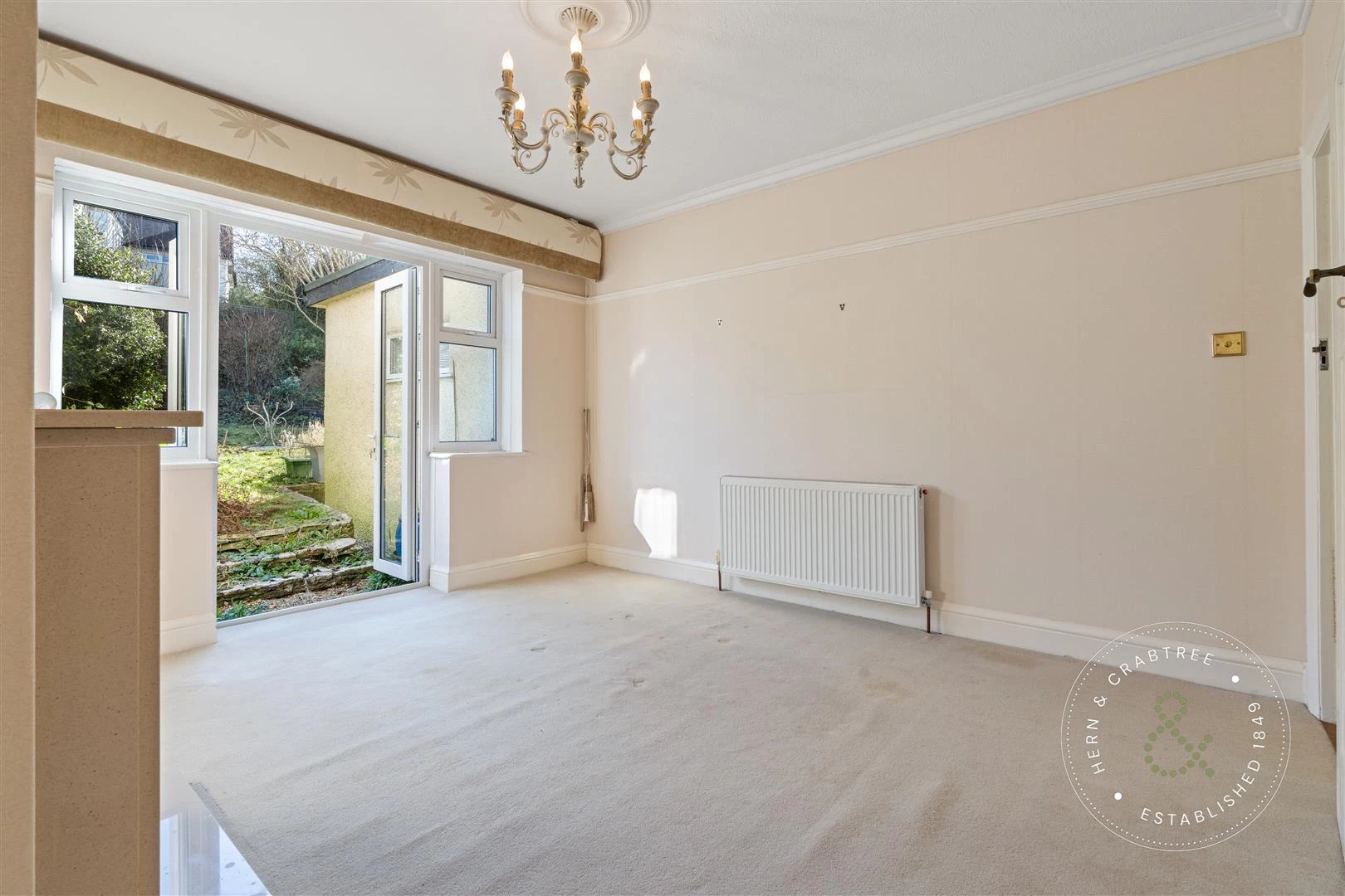 Horse Shoe Dr, Bristol, Hern Crabtree (8).jpg