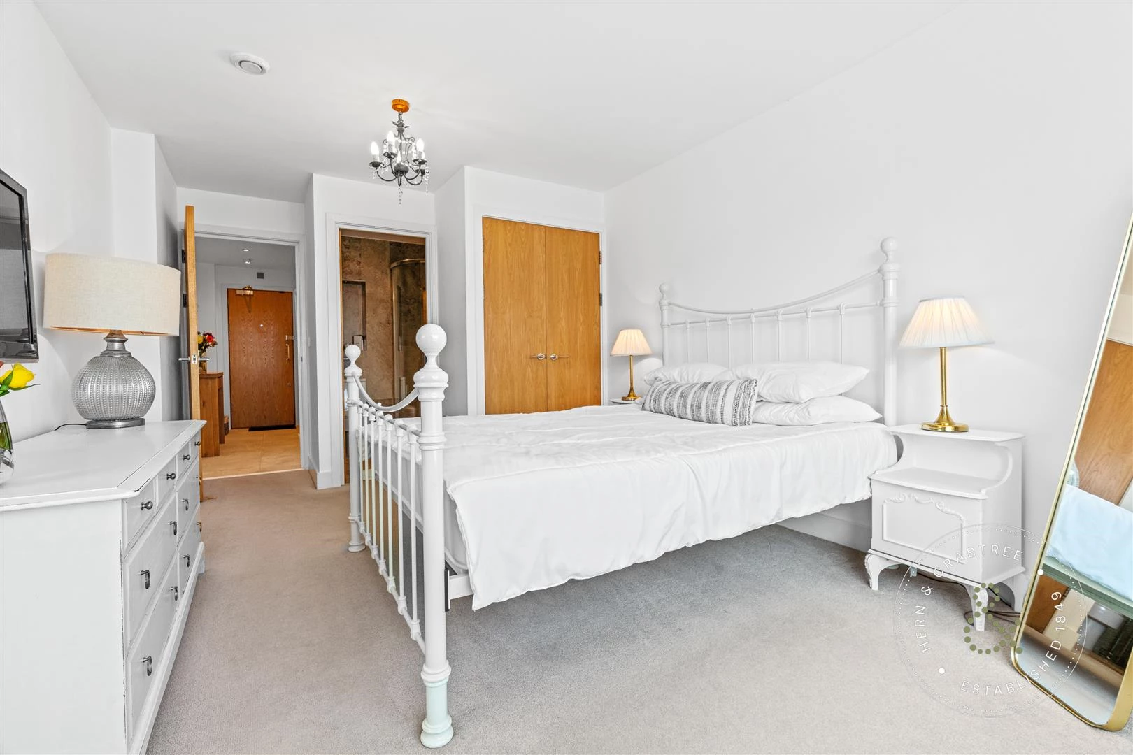 Harbour Point, Hern Crabtree (8).jpg