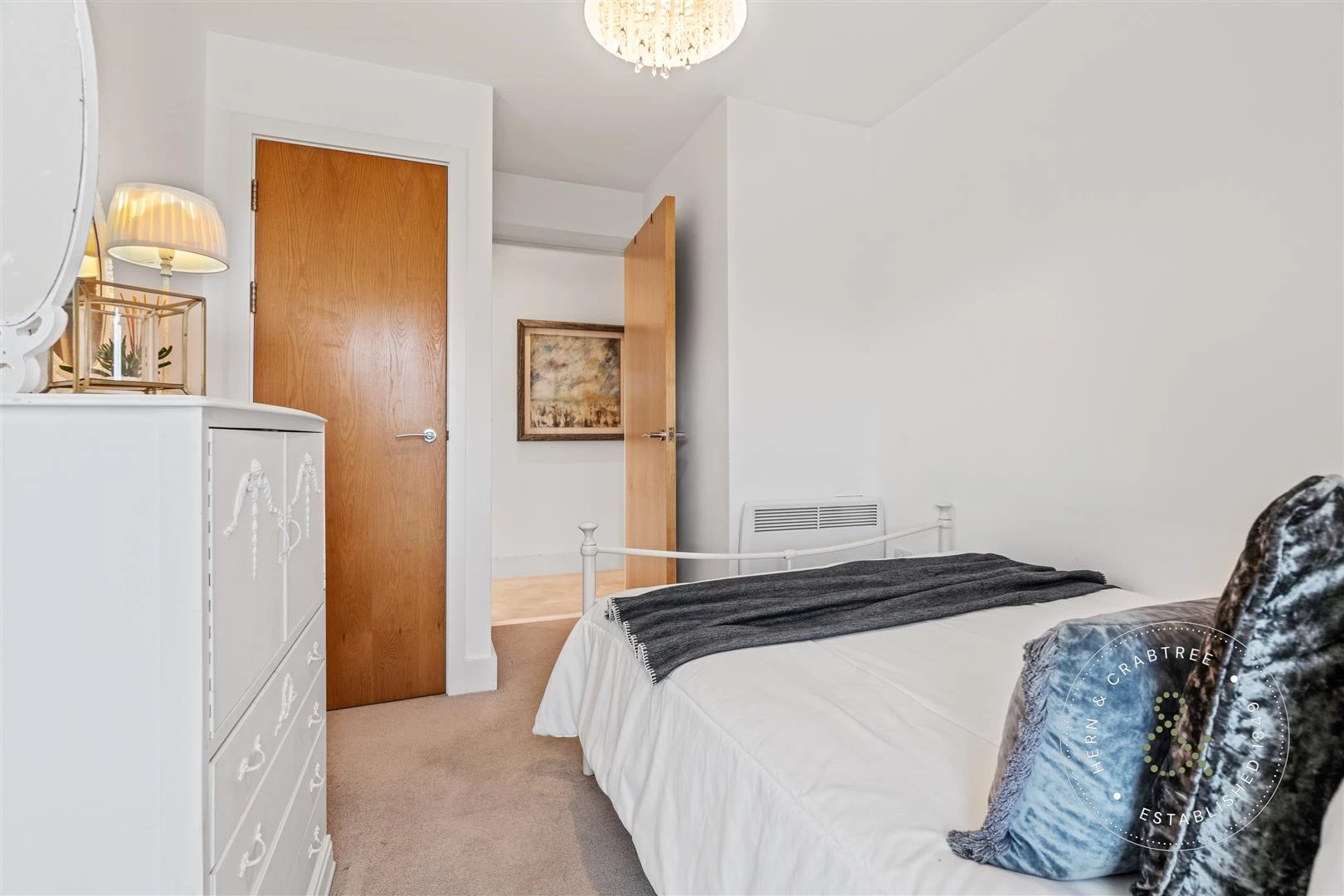 Harbour Point, Hern Crabtree (12).jpg