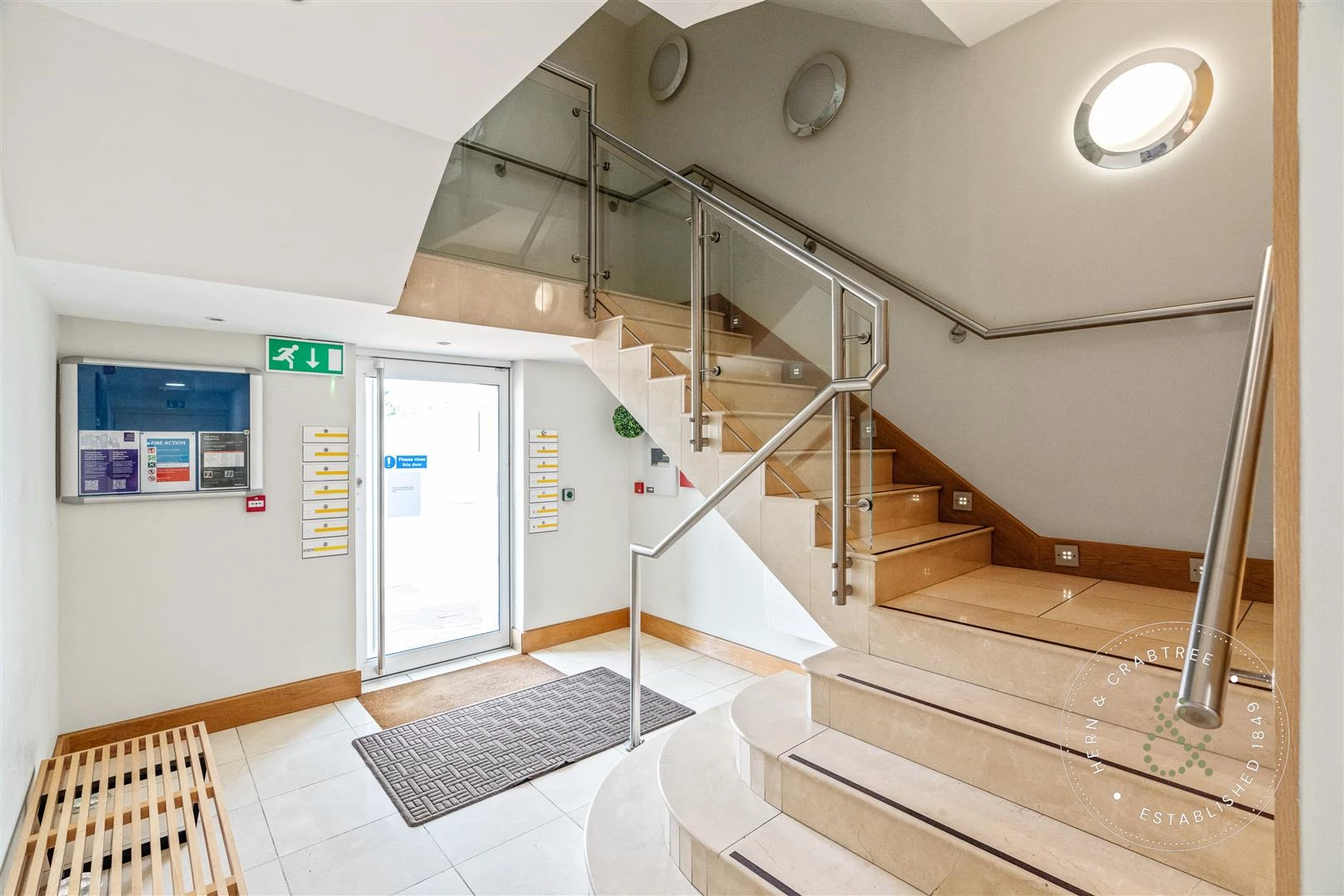 Harbour Point, Hern Crabtree (36).jpg