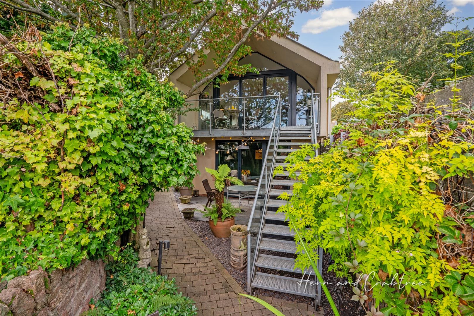 Wyndham Road, Pontcanna, HernCrabtree (33).jpg