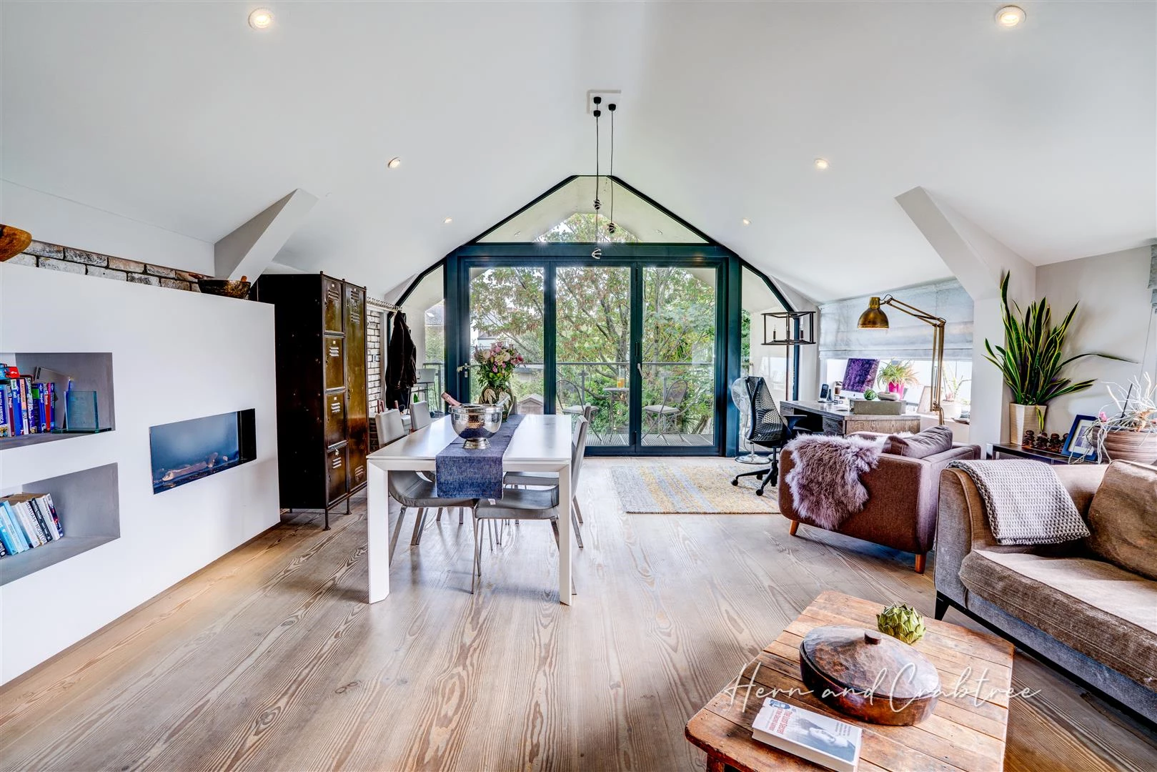 Wyndham Road, Pontcanna, HernCrabtree (34).jpg