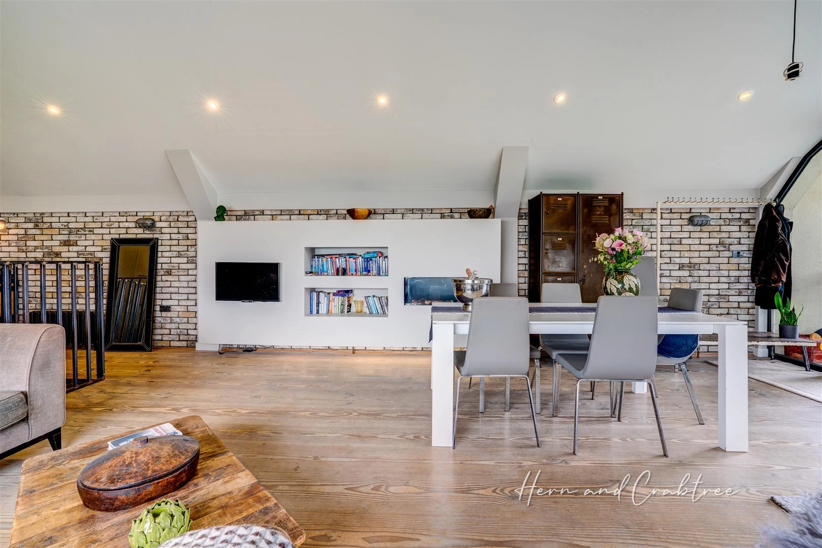 Wyndham Road, Pontcanna, HernCrabtree (38).jpg