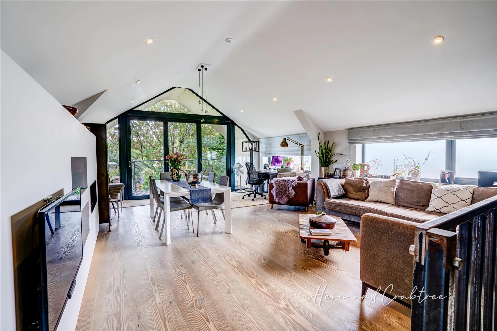 Wyndham Road, Pontcanna, HernCrabtree (33).jpg