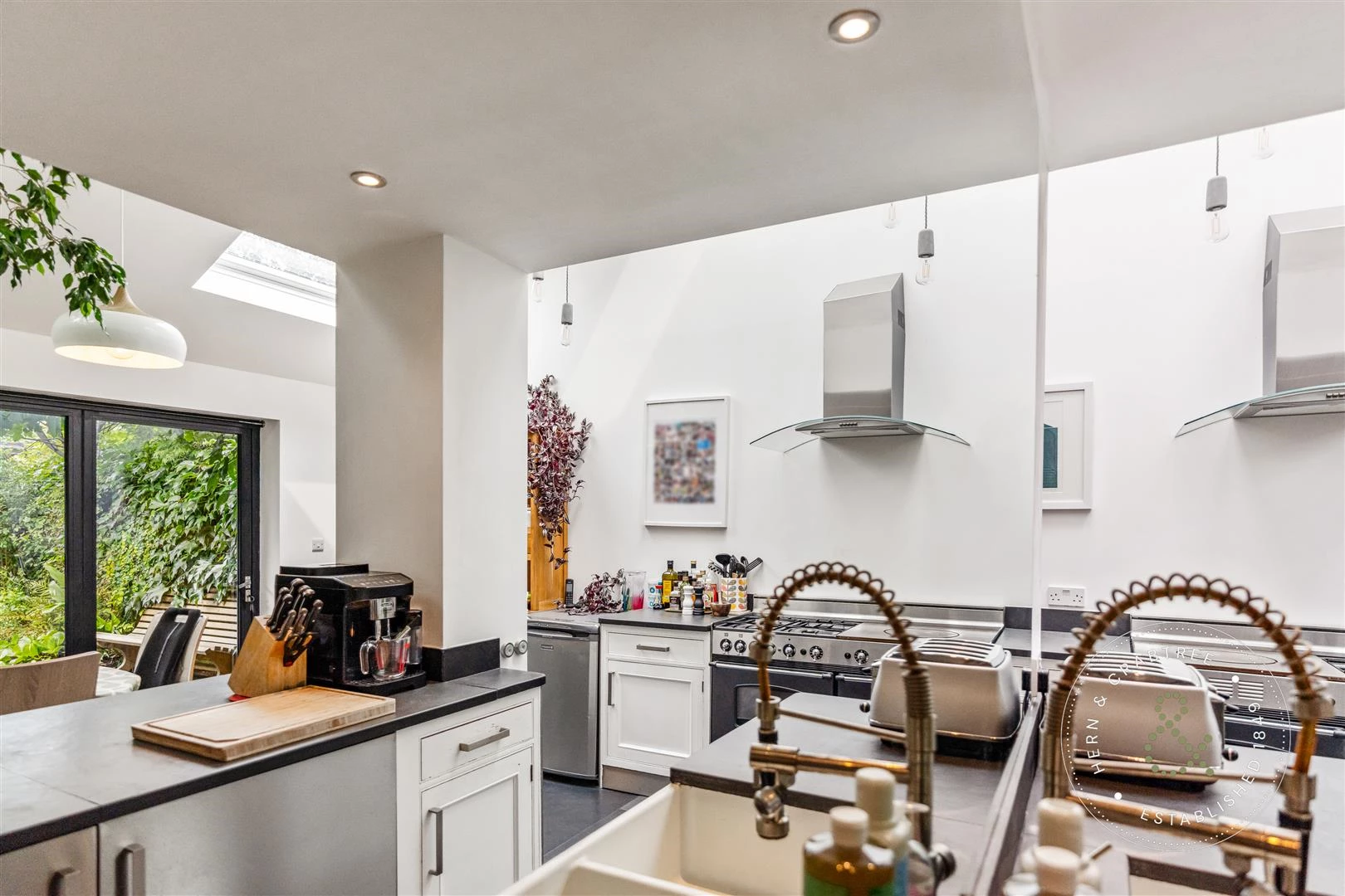 Glamorgan St, Hern Crabtree (60).jpg