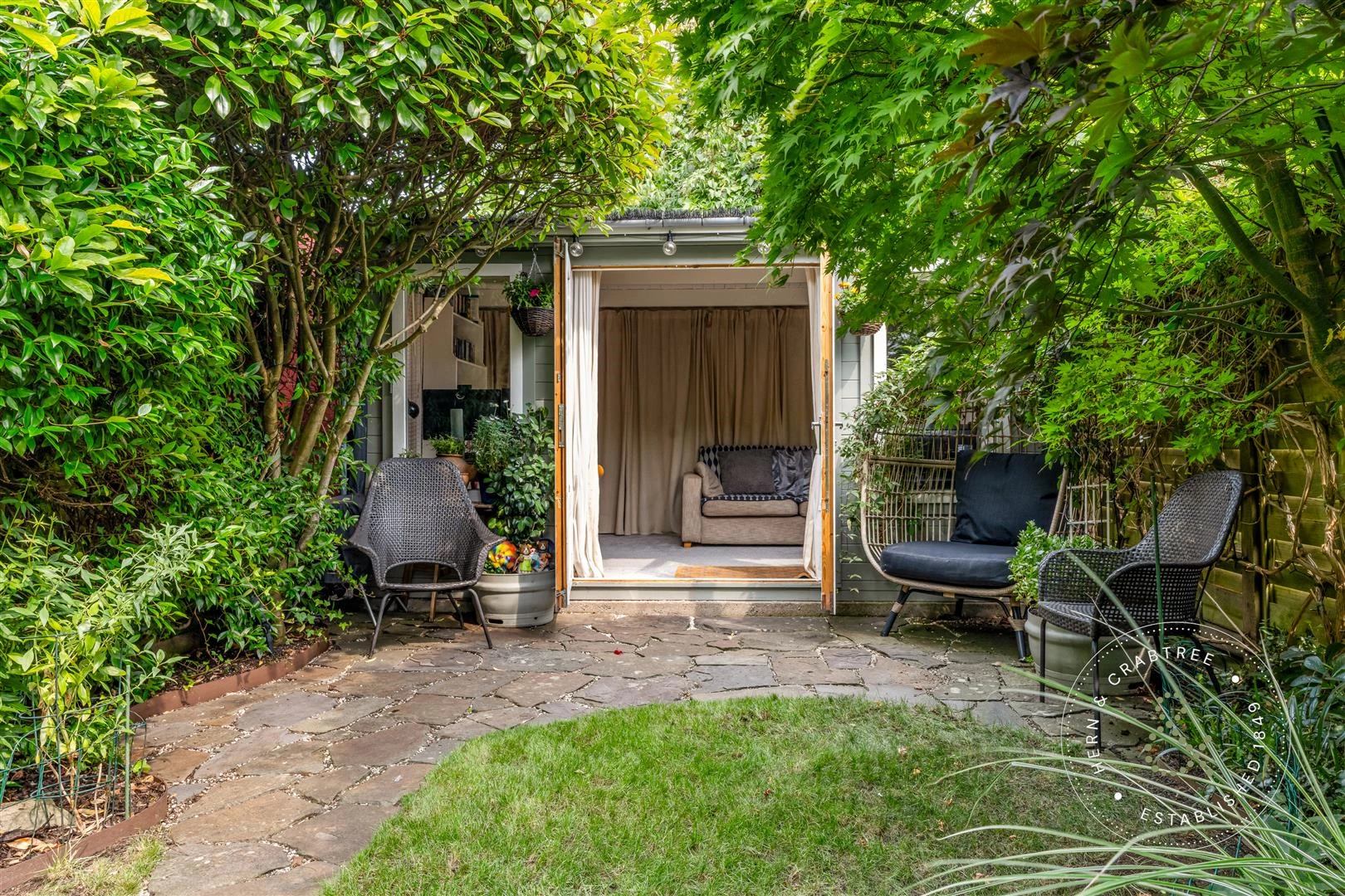 Glamorgan St, Hern Crabtree (79).jpg