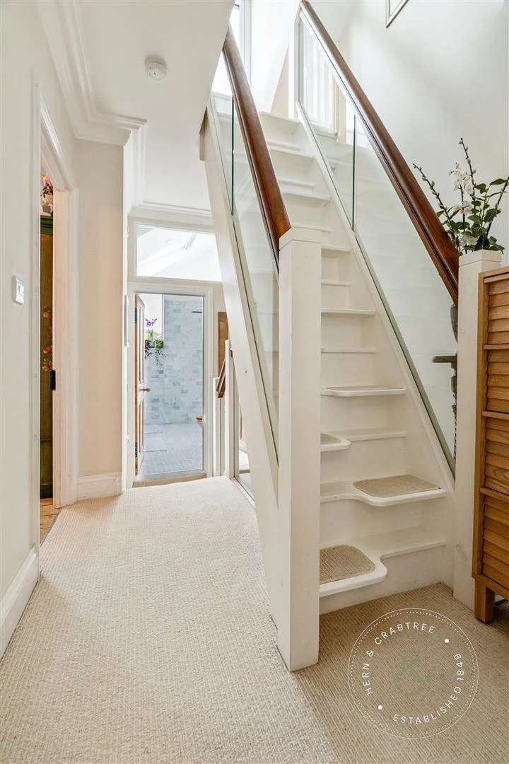 Glamorgan St, Hern Crabtree (28).jpg