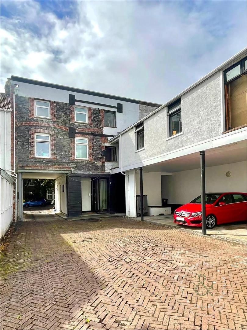 St Catherines Mews.jpg