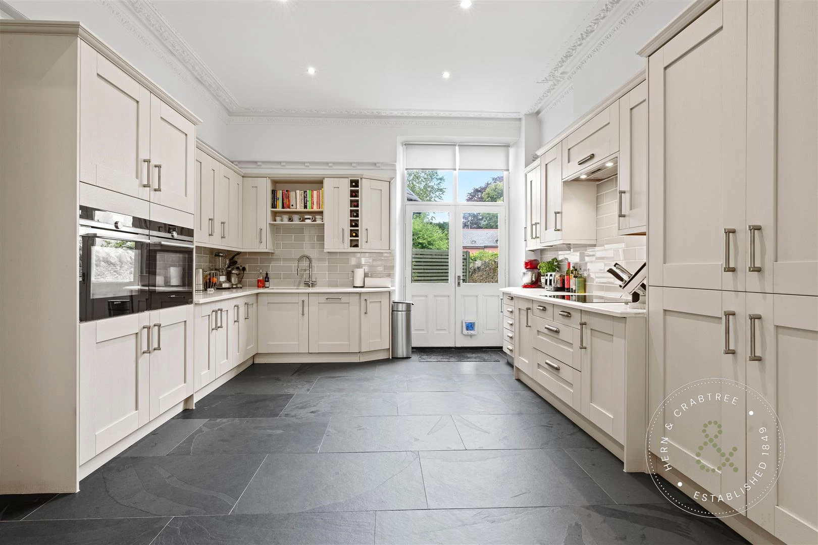 Cathedral Rd, Pontcanna, HernCrabtree (1).jpg