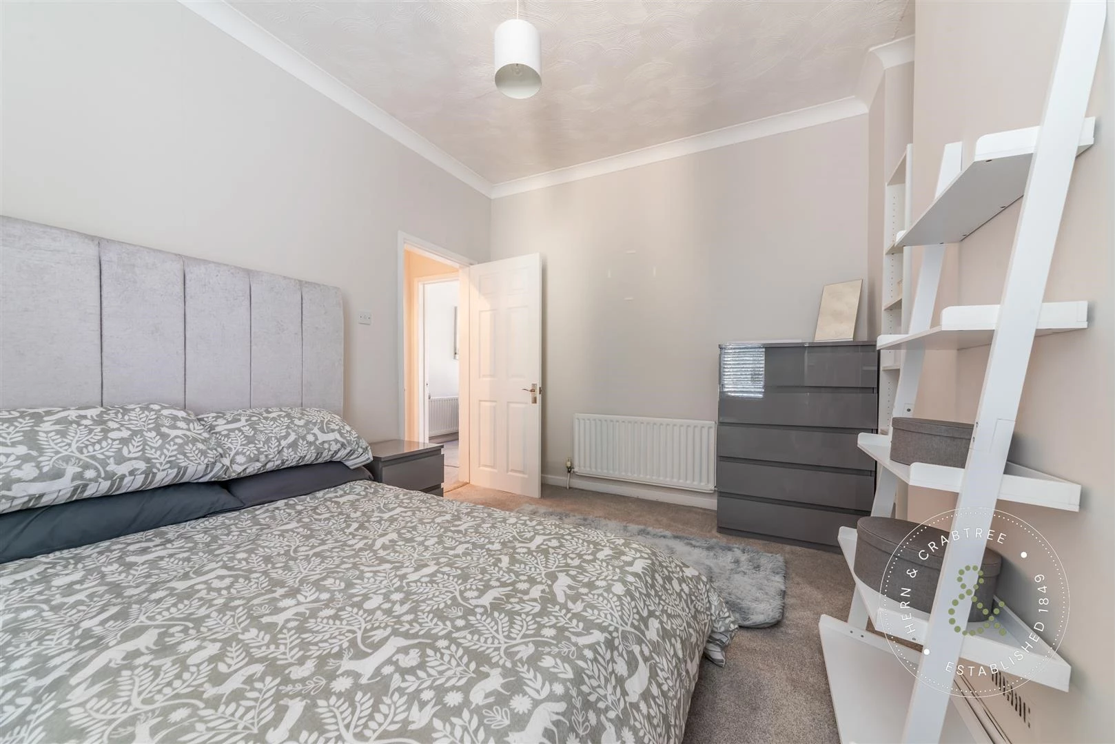 Dogo-Street-First-Floor-Flat-11.jpg