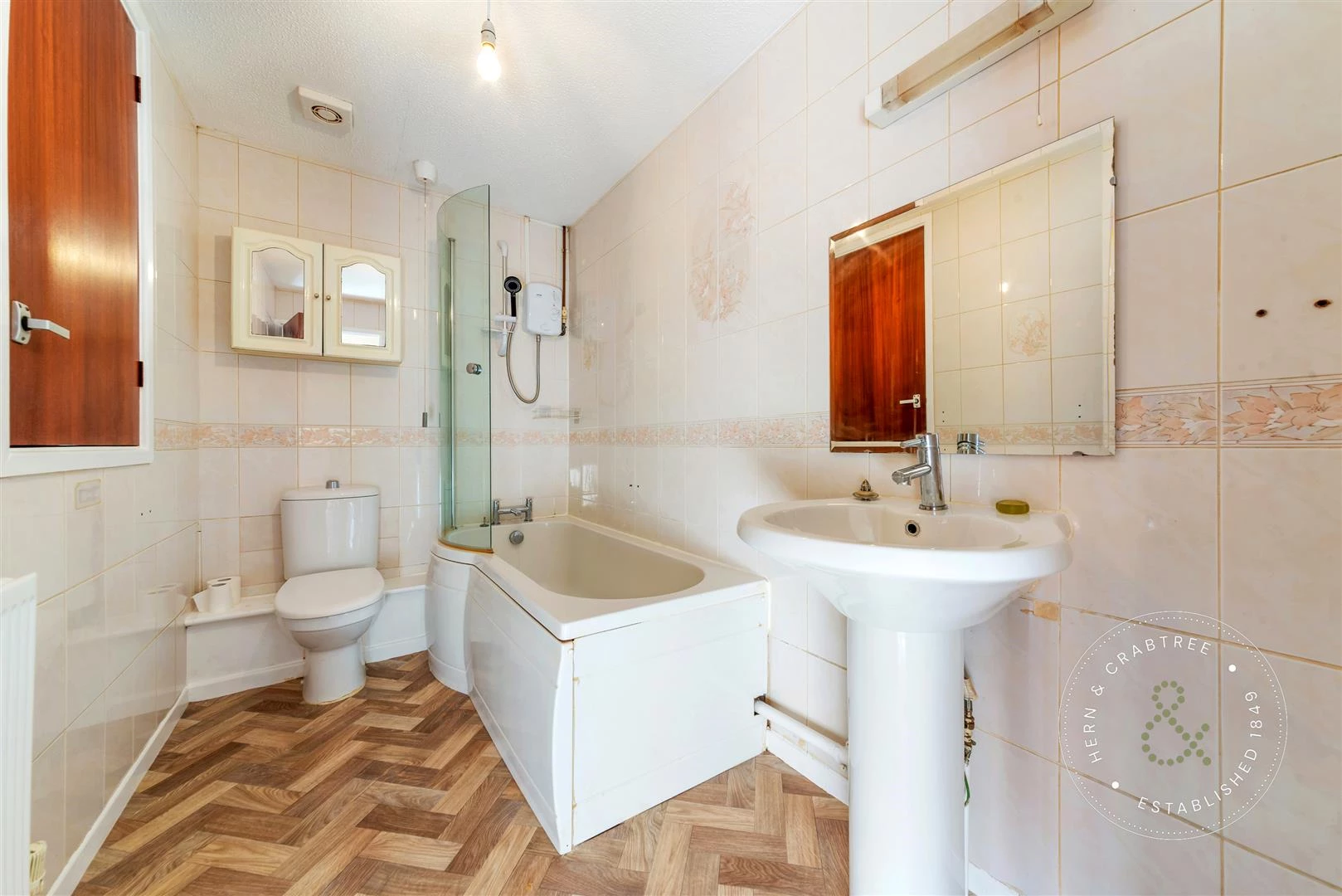 Powderham-Drive-03 (1).jpg