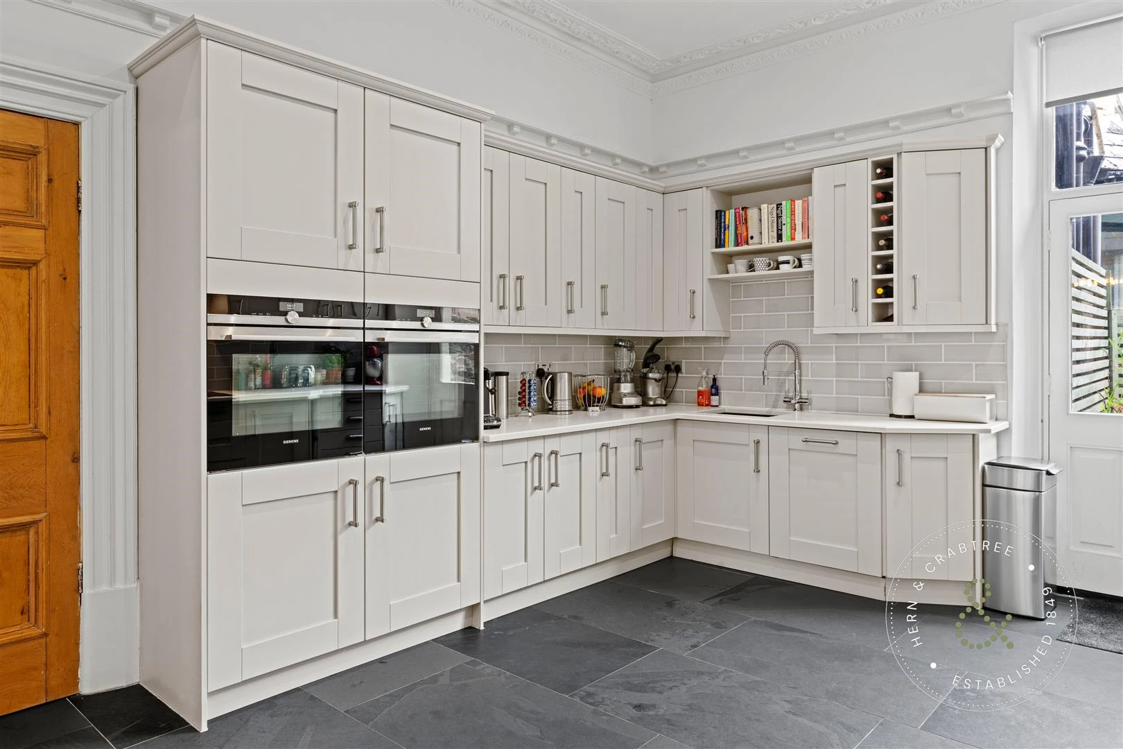 Cathedral Rd, Pontcanna, HernCrabtree (2).jpg