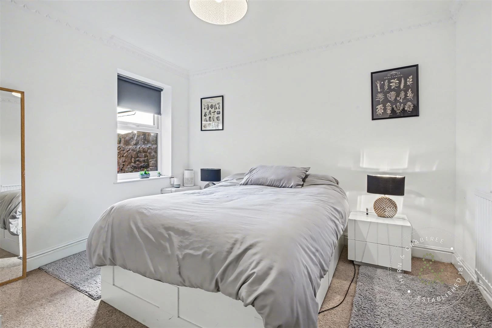 Cathedral Road, Hern Crabtree (12).jpg