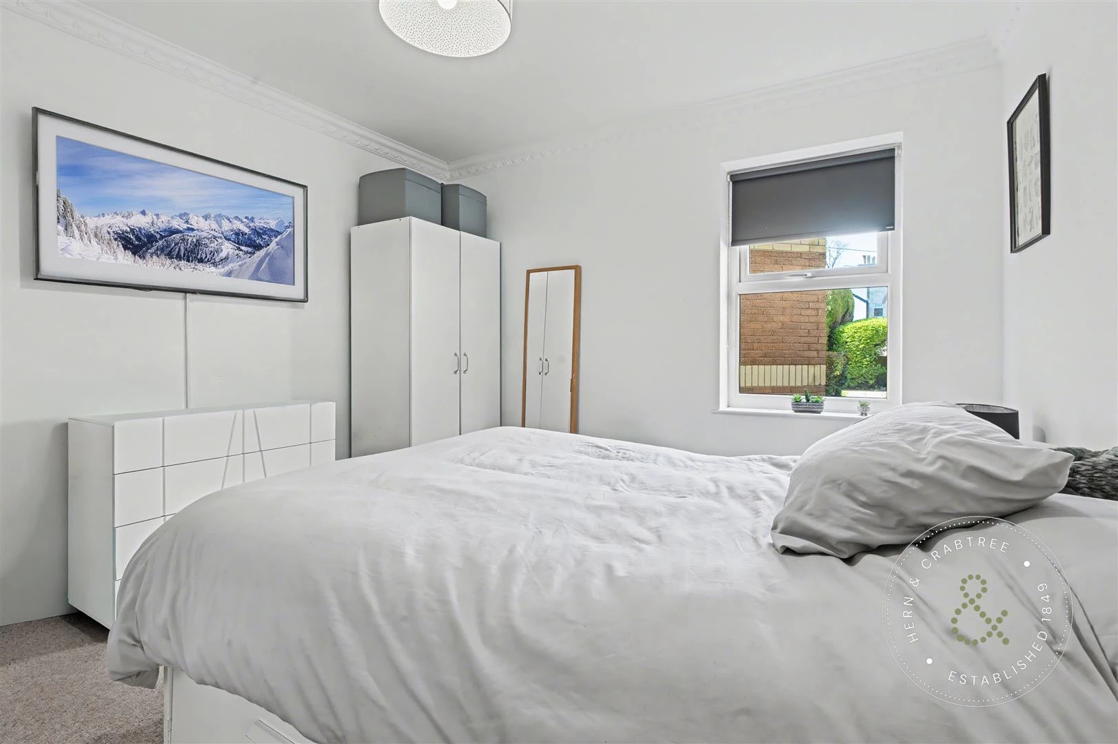 Cathedral Road, Hern Crabtree (13).jpg