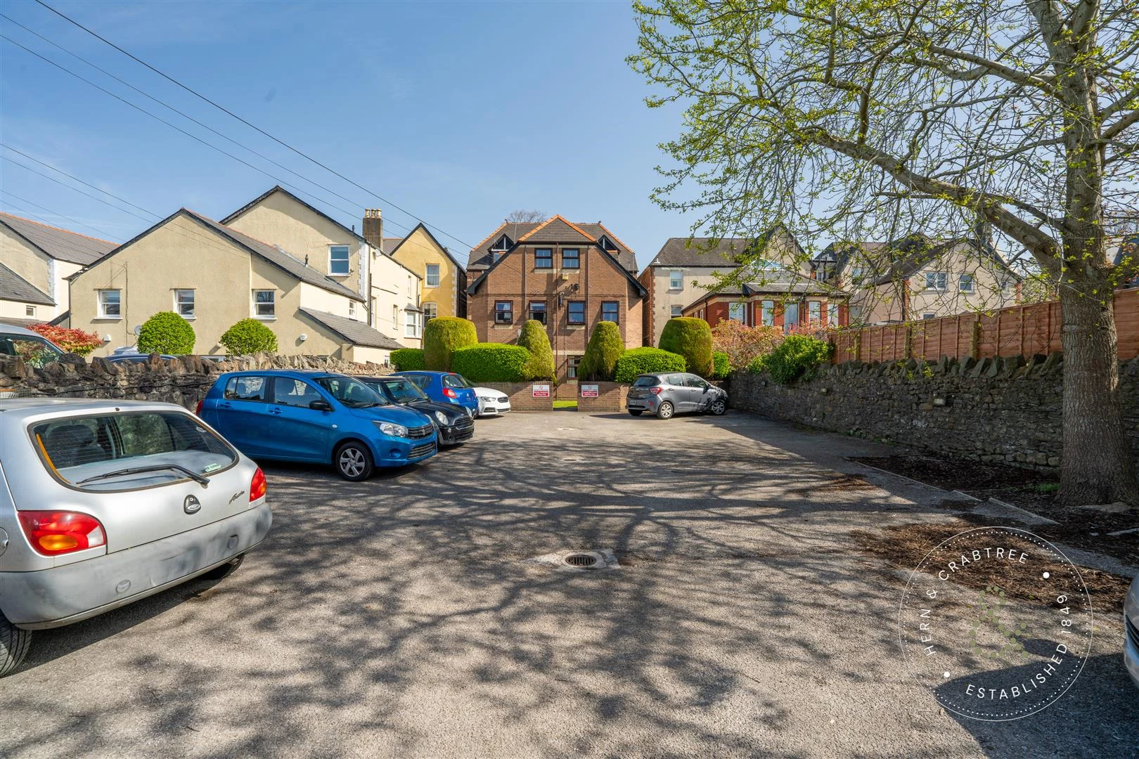 Cathedral Road, Hern Crabtree (3).jpg