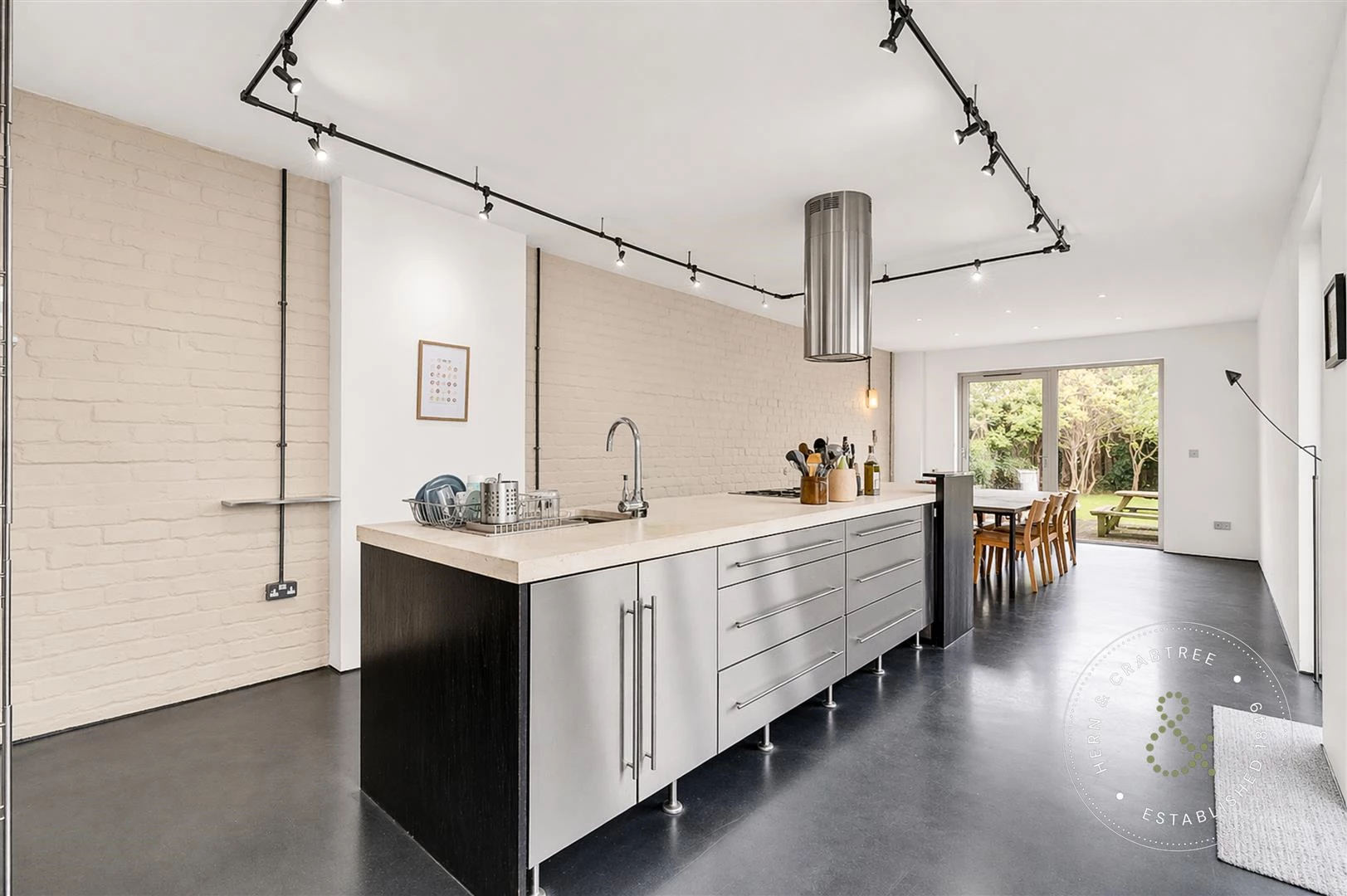 Cathedral Rd DeCl (15).jpg