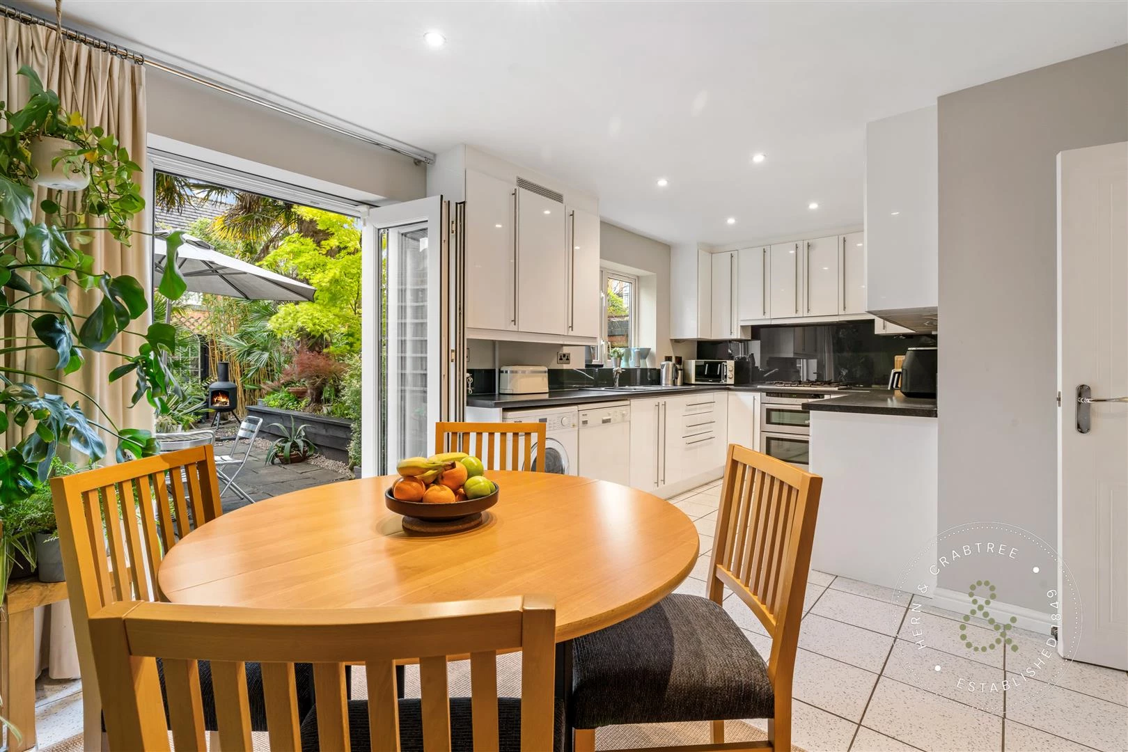 Barquentine Place, HernCrabtree (15).jpg