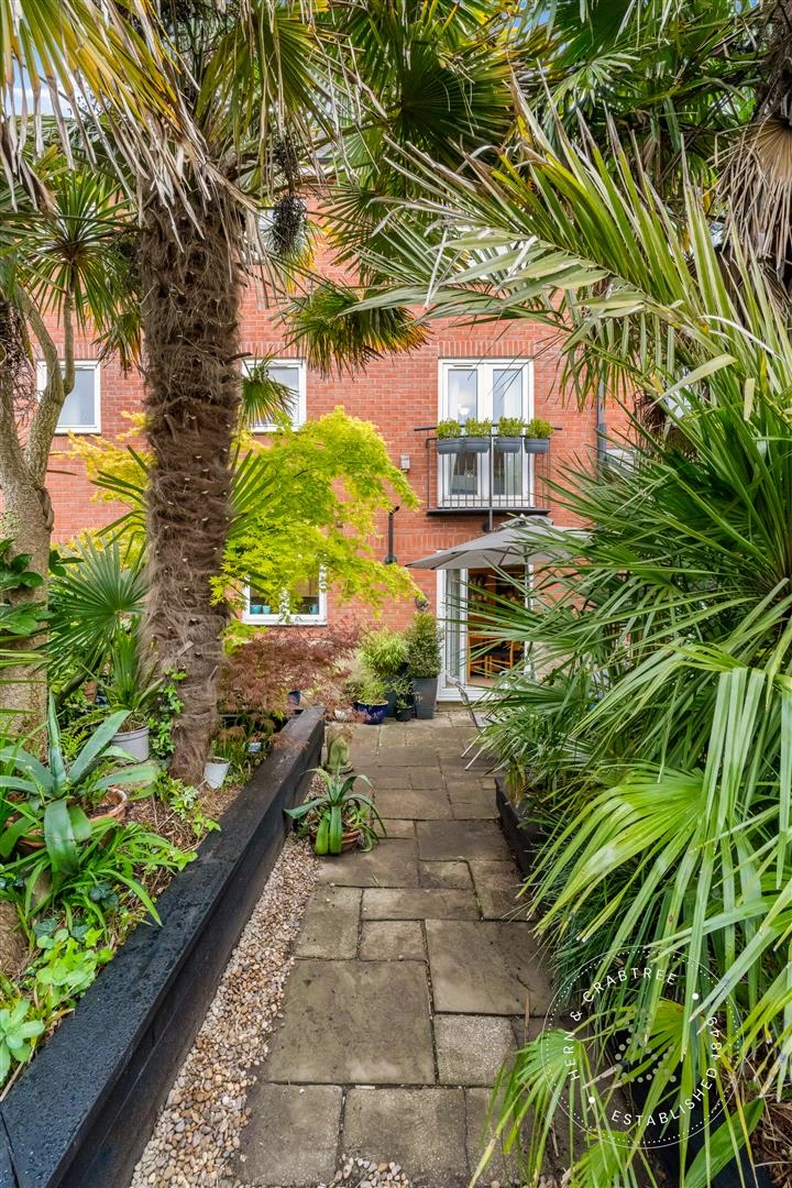 Barquentine Place, HernCrabtree (7).jpg