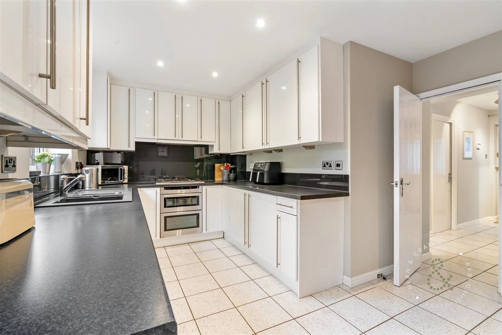 Barquentine Place, HernCrabtree (18).jpg