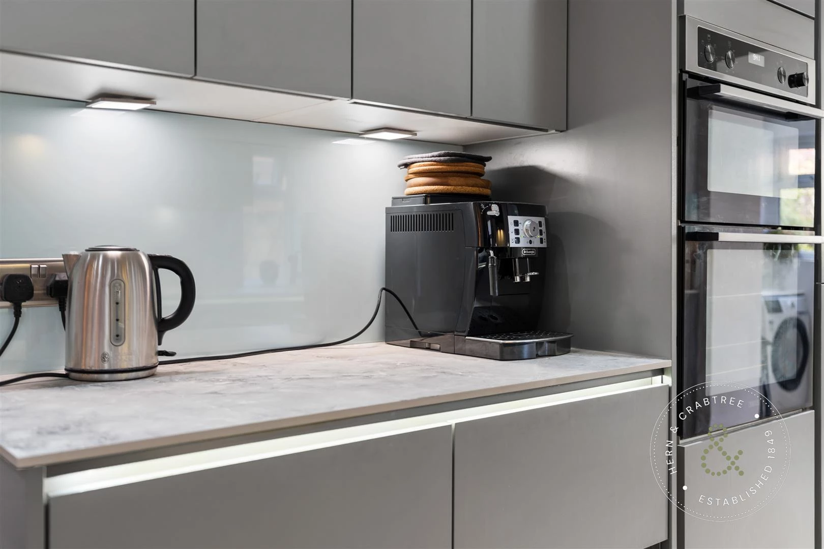 Theobald Road, Canton, Cardiff (19).jpg