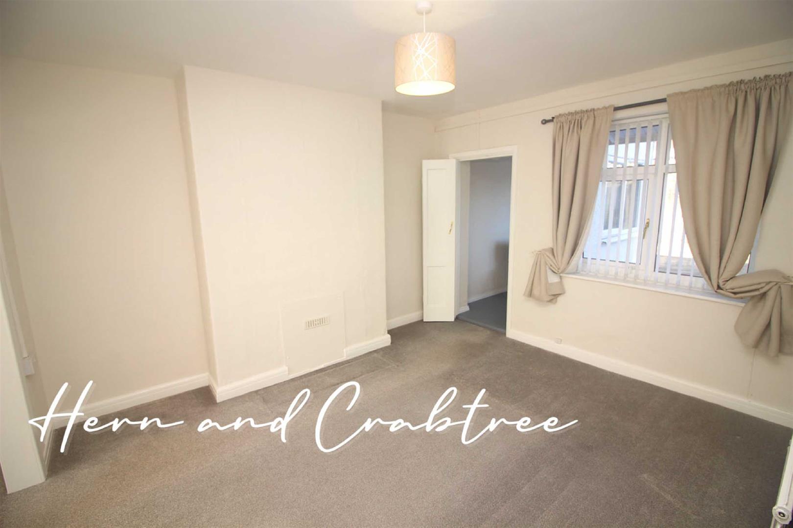 Property To Rent Fairwater Grove East, Cardiff, CF5 3 Bedroom House