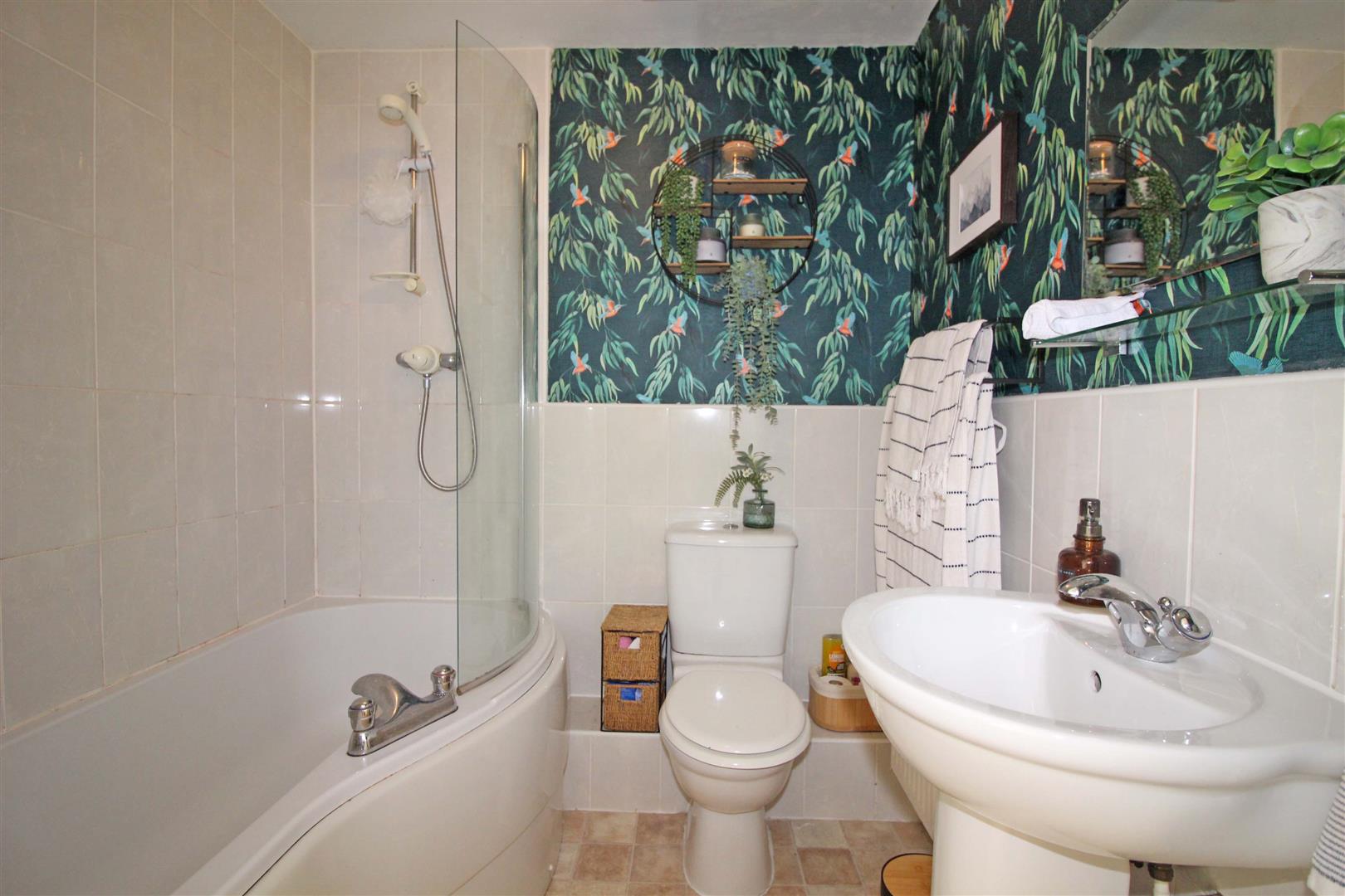 Bathrooom.jpg