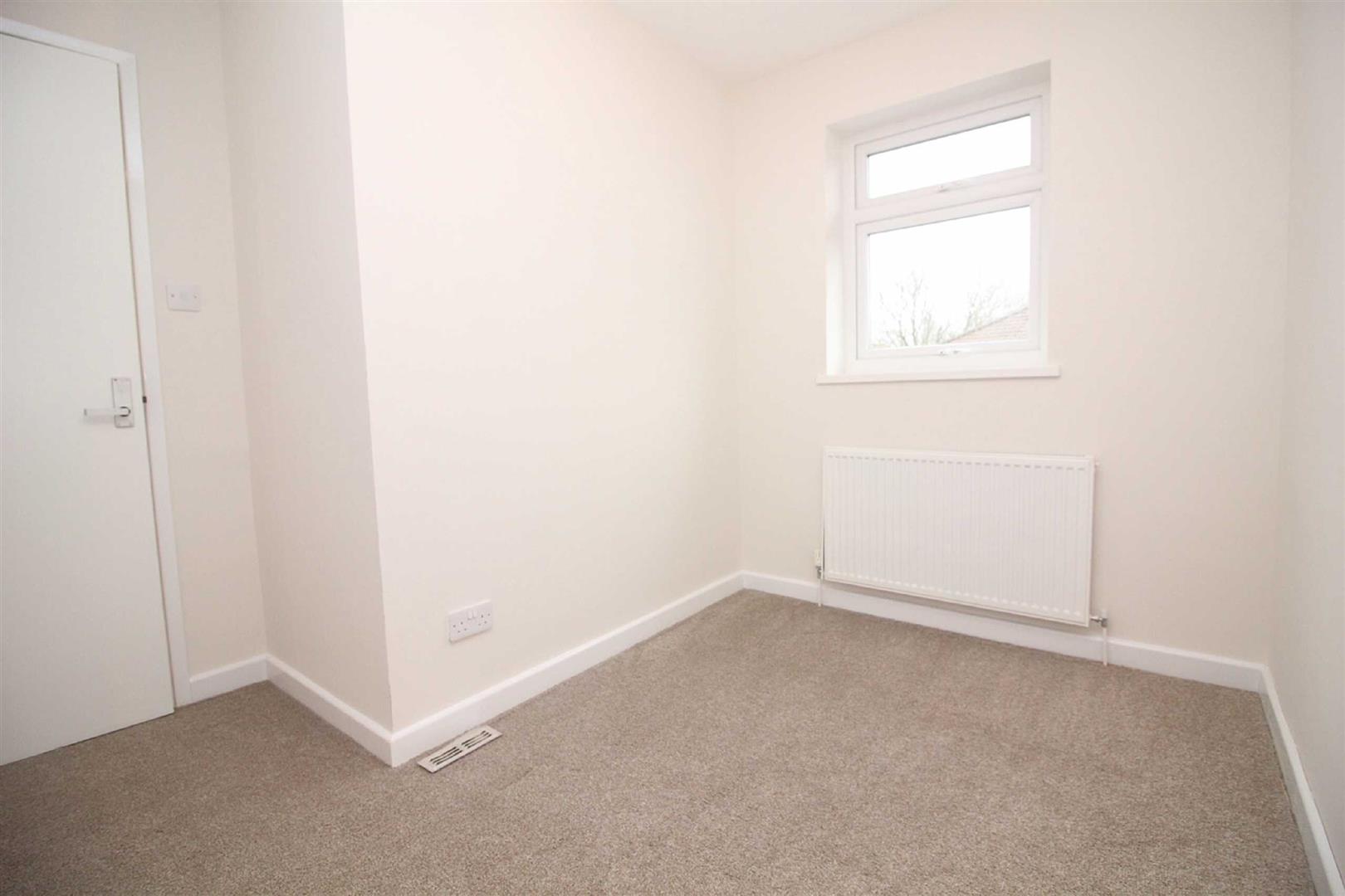 Property To Rent Radyr Court Close, Cardiff, CF5 | 3 Bedroom House ...