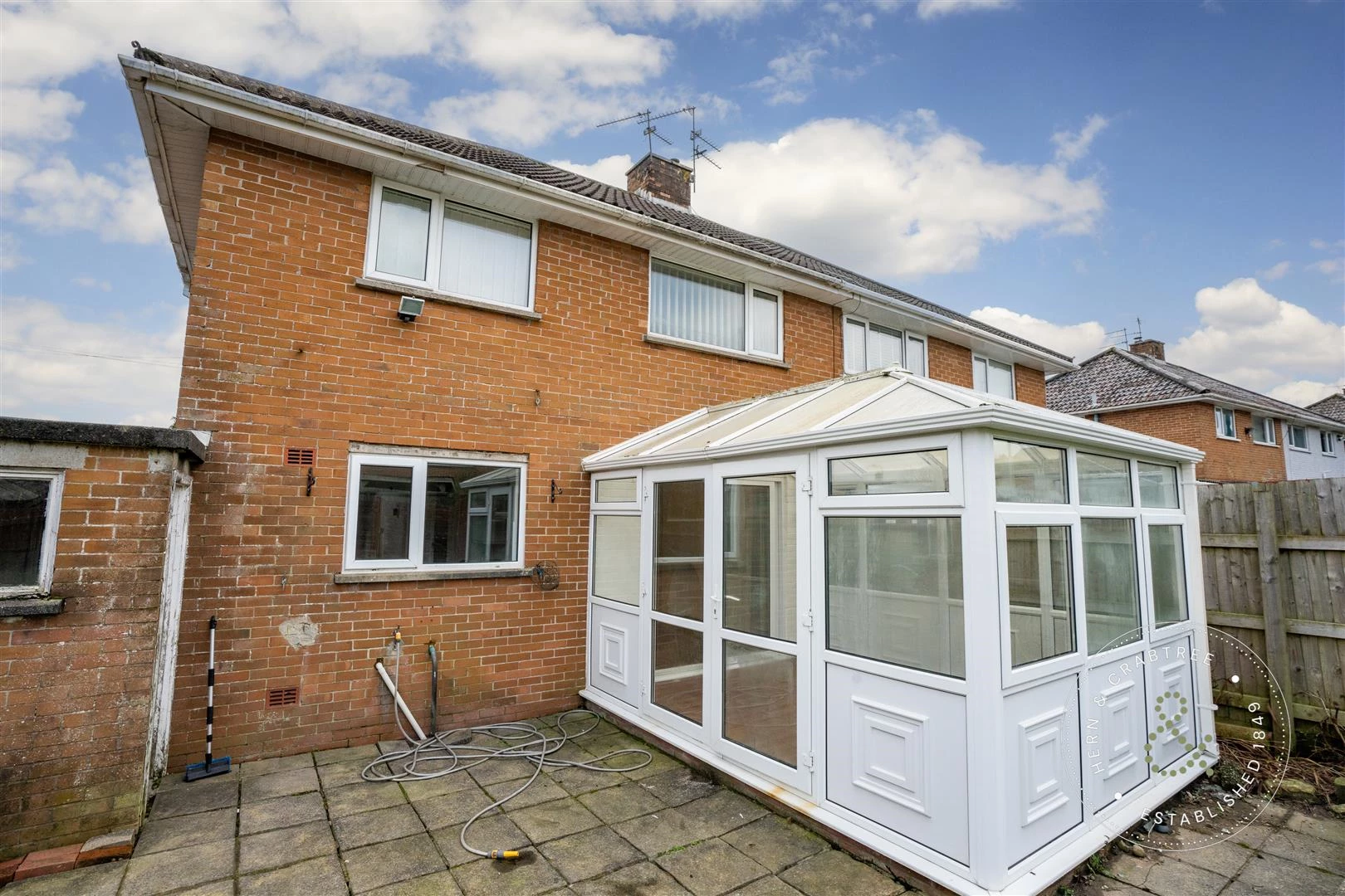 Firs avenue, herncrabtree (12).jpg